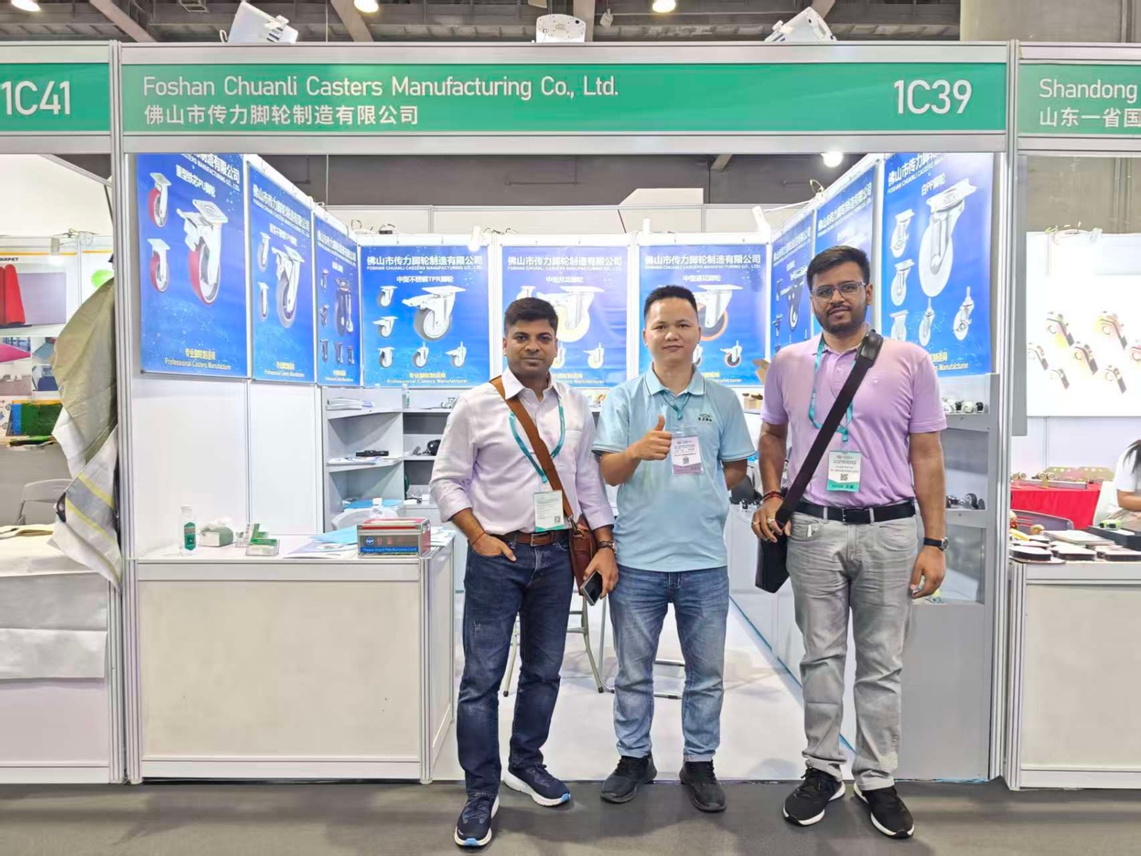 CMCL Casters exhibe una amplia gama de rodajas de alta calidad y brilla junto con la Feria de Cantón